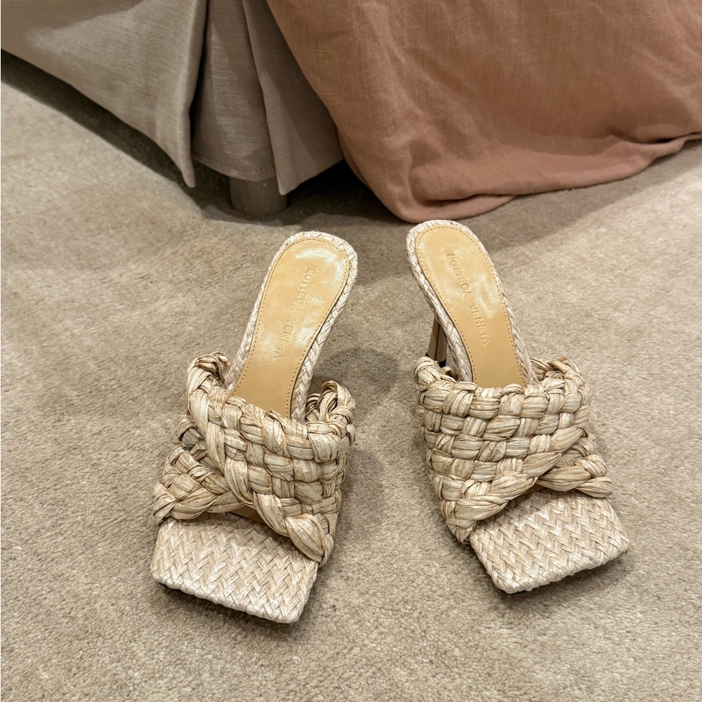Bottega Veneta Natural Woven Mules